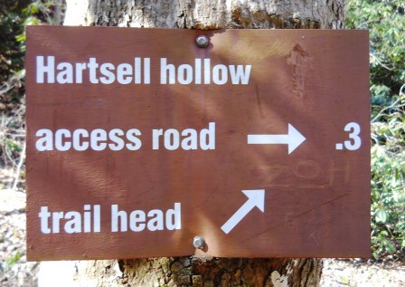 File:White Rock Trail - Hartsell Hollow trail sign.JPG