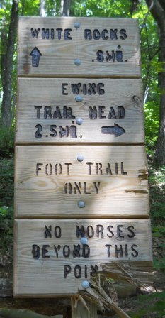 File:White Rocks - Ewing and White Rocks Trail sign.jpg