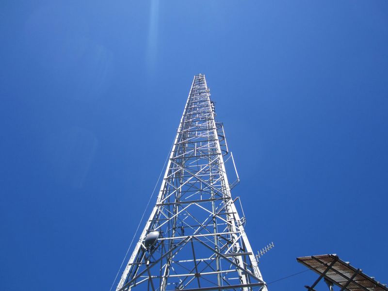 File:PRD Mount Pisgah WLOS antenna.jpg