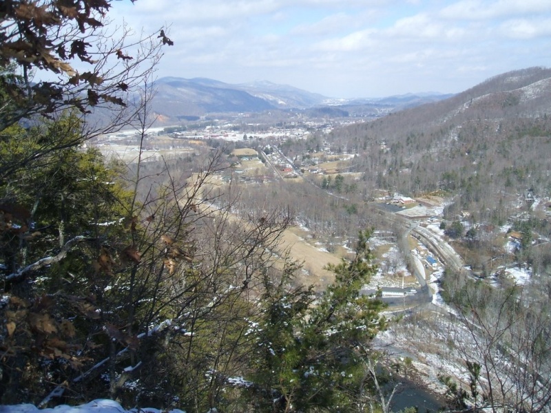 File:Spivey gap - view from temple hill ridge 2.jpg