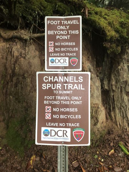 File:Spur trail sign.JPG